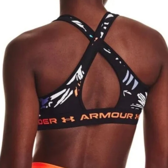 NWT Women's size S 2pc Under Armour bra and bike short set - Picture 6 of 8